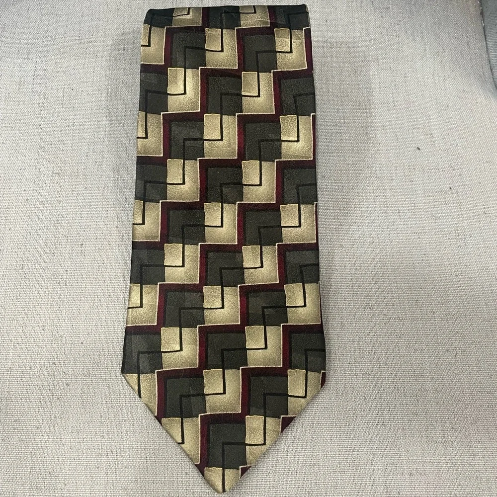 Ziggurat Men’s Tie‎